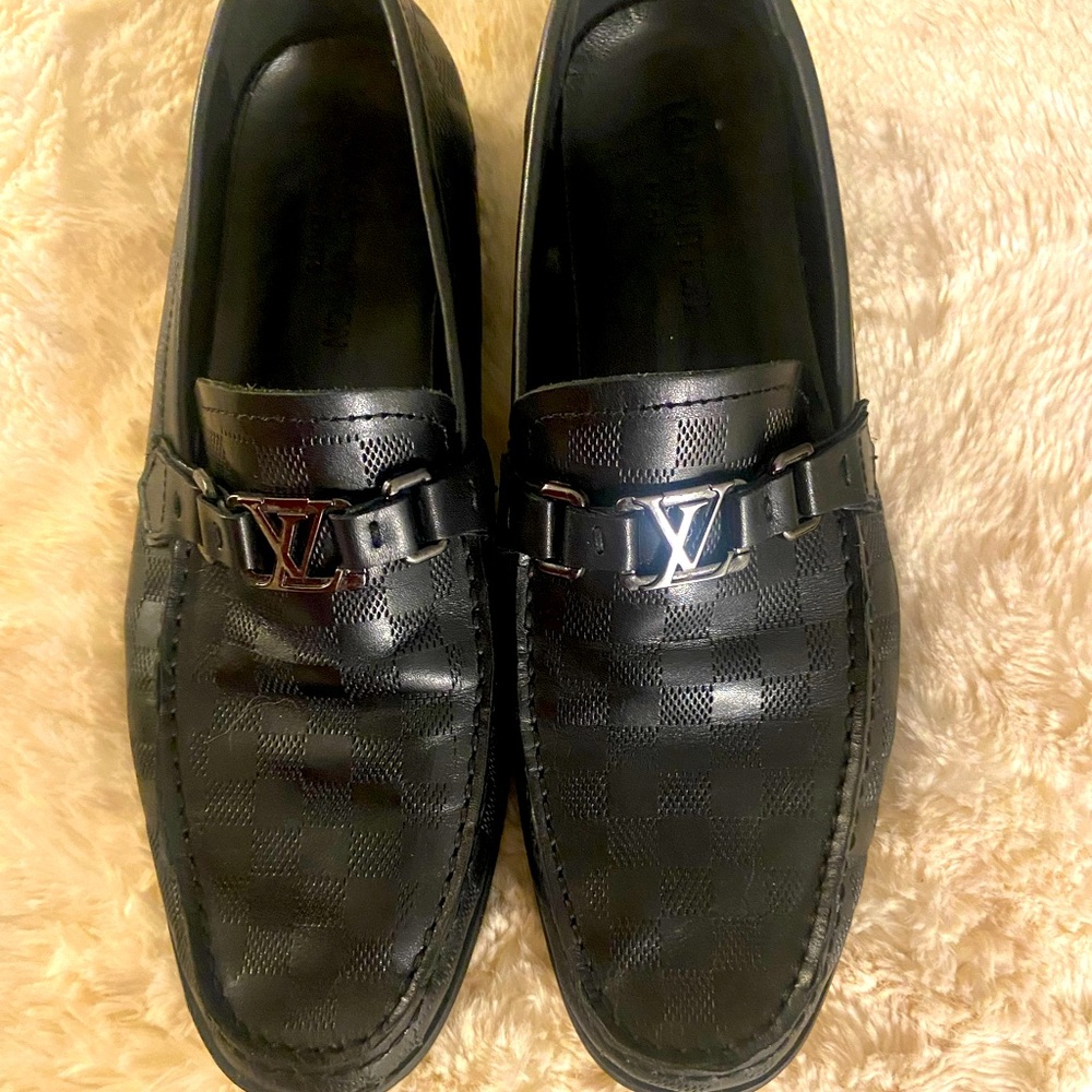 100% Authentic Louis Vuitton Men’s Embossed Checker Loafers